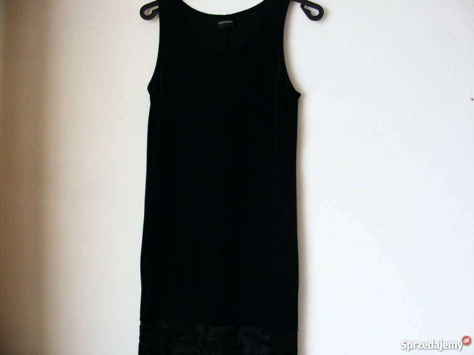 Sukienka czarna pluszowa Nicowa rozmiar ML Spódnice i sukienki Oborniki Śląskie sprzedam