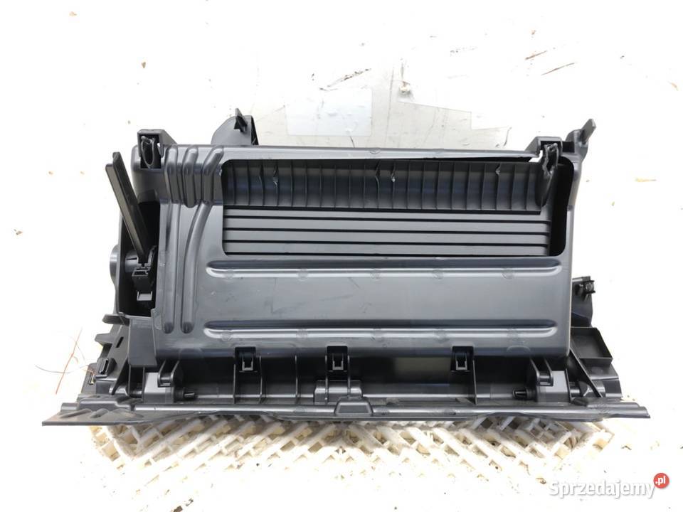 SCHOWEK PASAŻERA VW GOLF VIII Hatchback podkarpackie