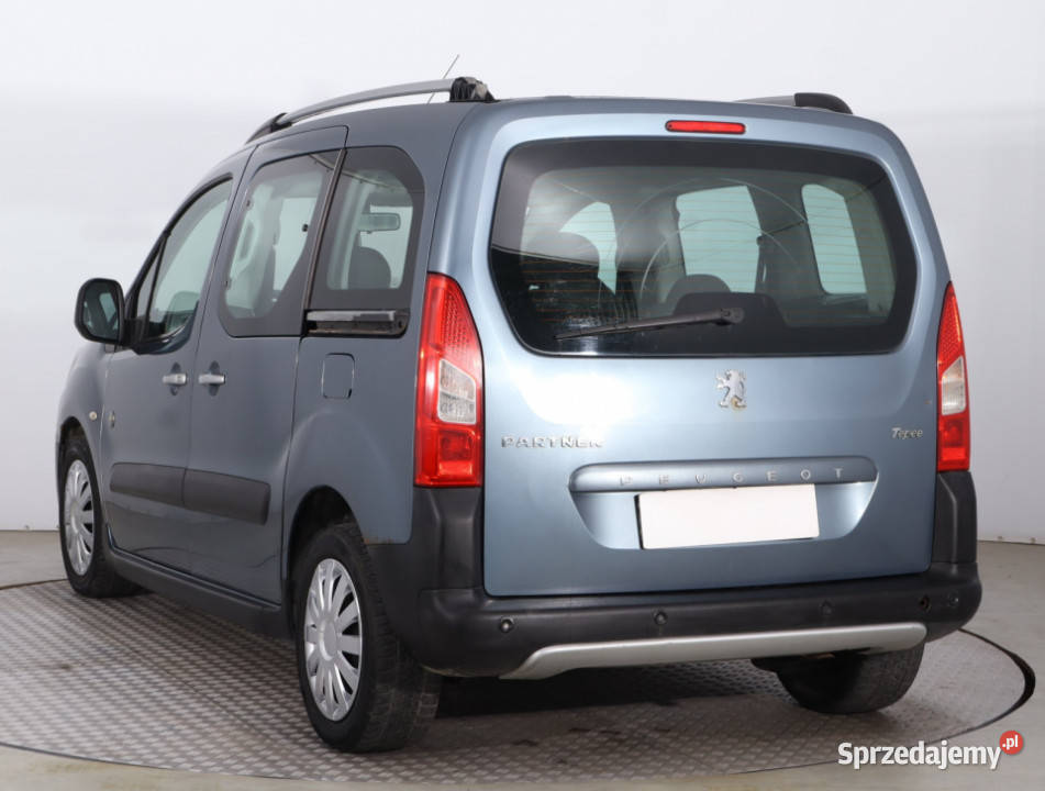 Peugeot Partner 16 HDi światła przeciwmgielne Piaseczno
