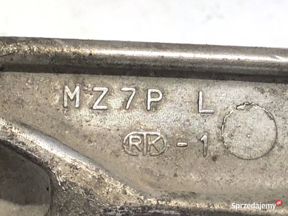 SET PODNÓŻEK LEWY TYŁ VFR sprzedam