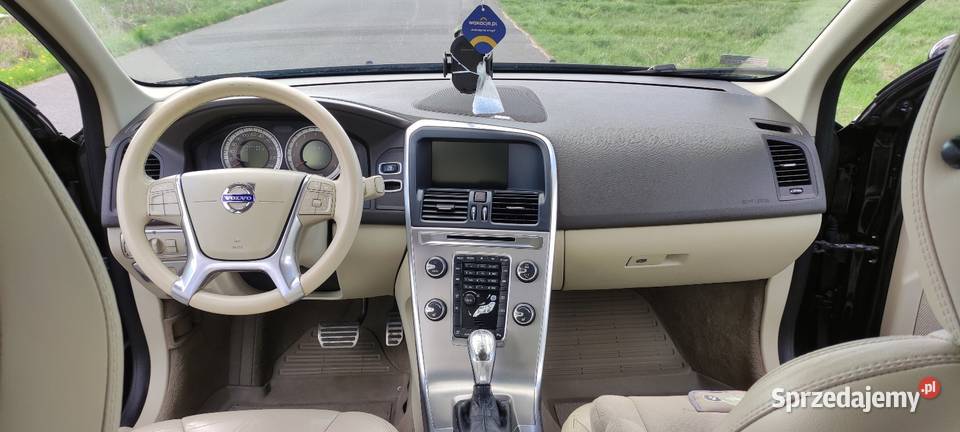 Volvo XC60 32Bgaz 227 łódzkie Tuszyn