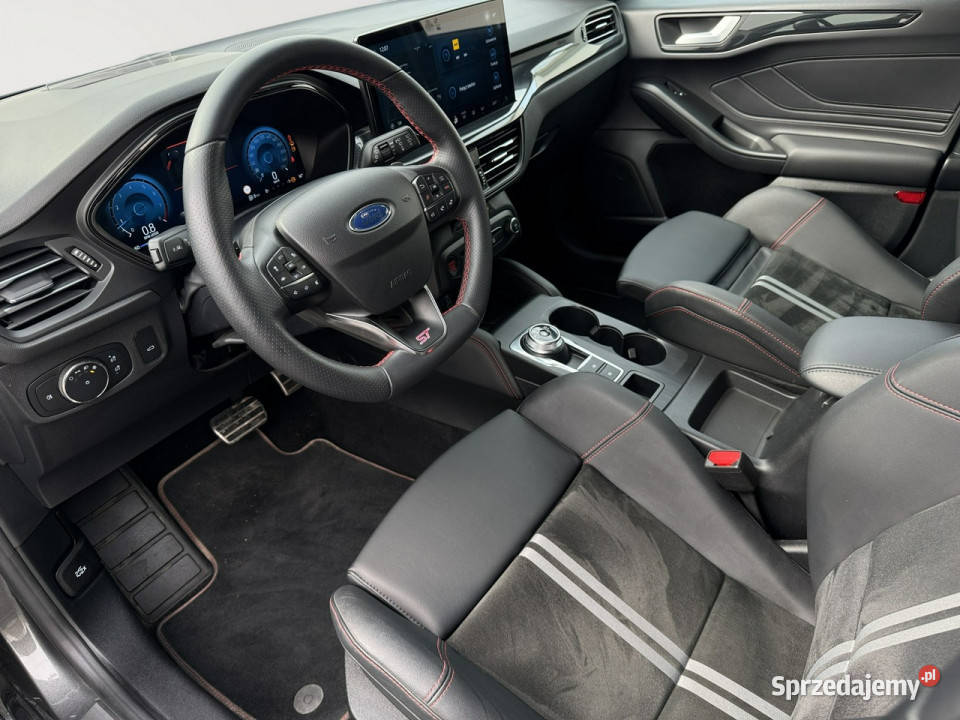 Ford Focus NO158CJ23 EcoBoost ST X Pakiet zimowy elektrycznie ustawiane fotele Focus Pępowo
