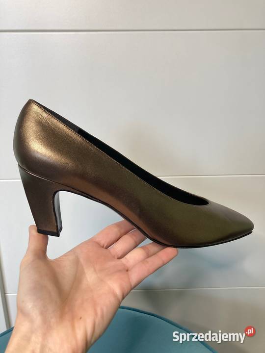 Nowe brązowe metaliczne buty czółenka Stuart Czółenka Nisko