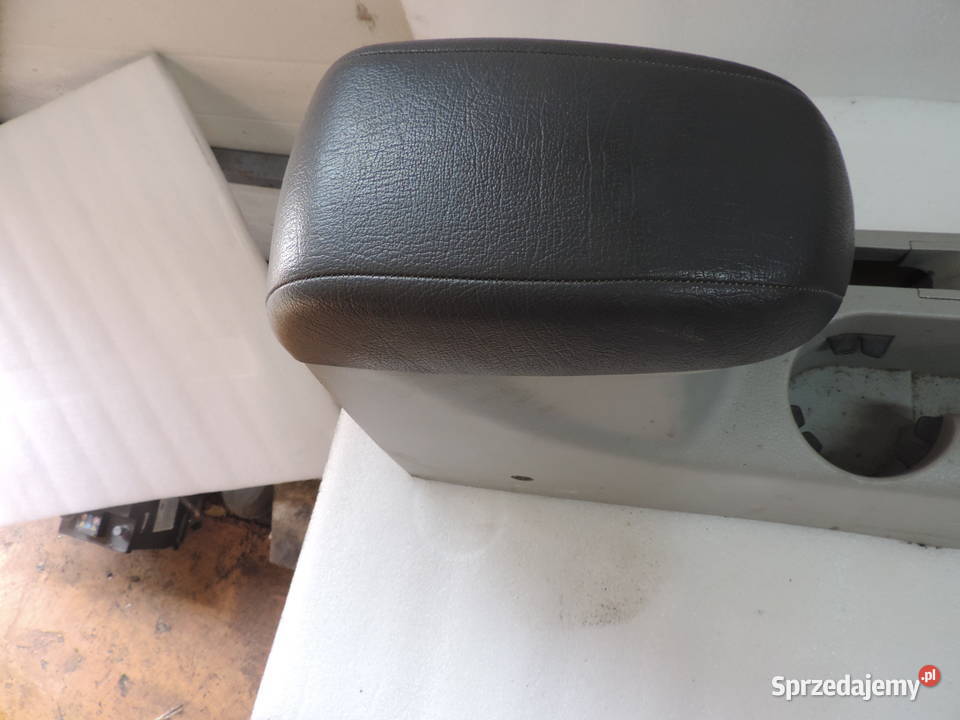KIA CERATO 1 TUNEL ŚRODKOWY PODŁOKIETNIK Nowy Sącz
