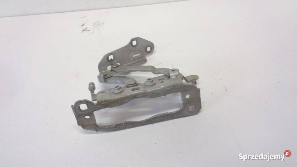 ZAWIAS MASKI LEWY PRZÓD MERCEDES CKLASA W204 Rakoniewice sprzedam