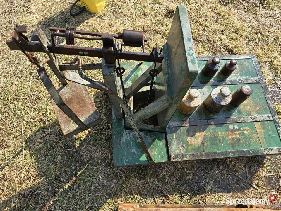 Waga rolnicza szalkowa do 200 plus obciążniki Części i osprzęt rolniczy Biała Piska sprzedam