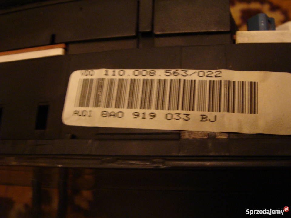 Audi 80 B4 19 TDI licznik z obrotomierzem osobowe Słupsk