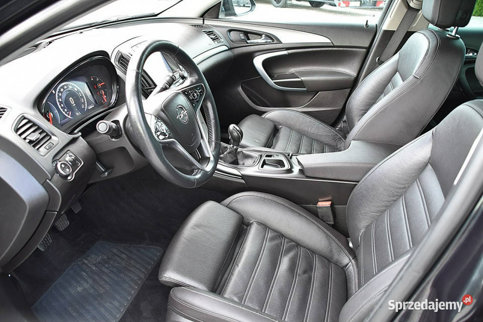 Opel Insignia 16T 170 Cosmo Virtual Skóra Navi tempomat sprzedam