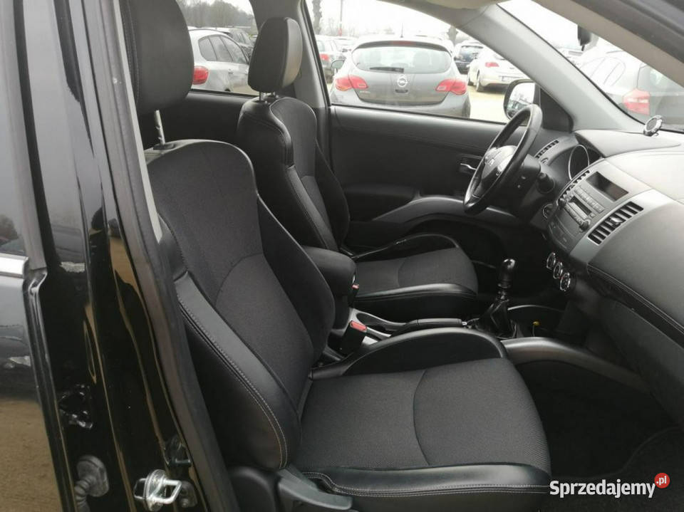 Mitsubishi Outlander 20 140 4x4 klima parktronik komputer pokładowy Strzegom