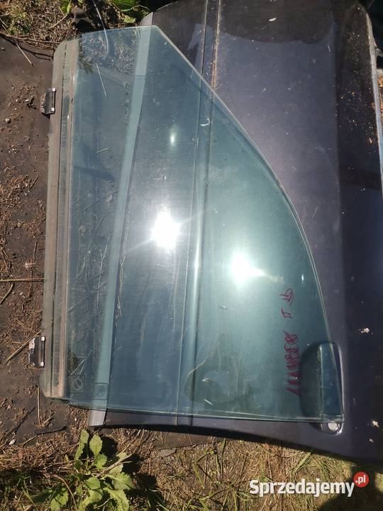 Szyba boczna lewy przód chrysler Voyager Karoseria Czerwionka-Leszczyny sprzedam