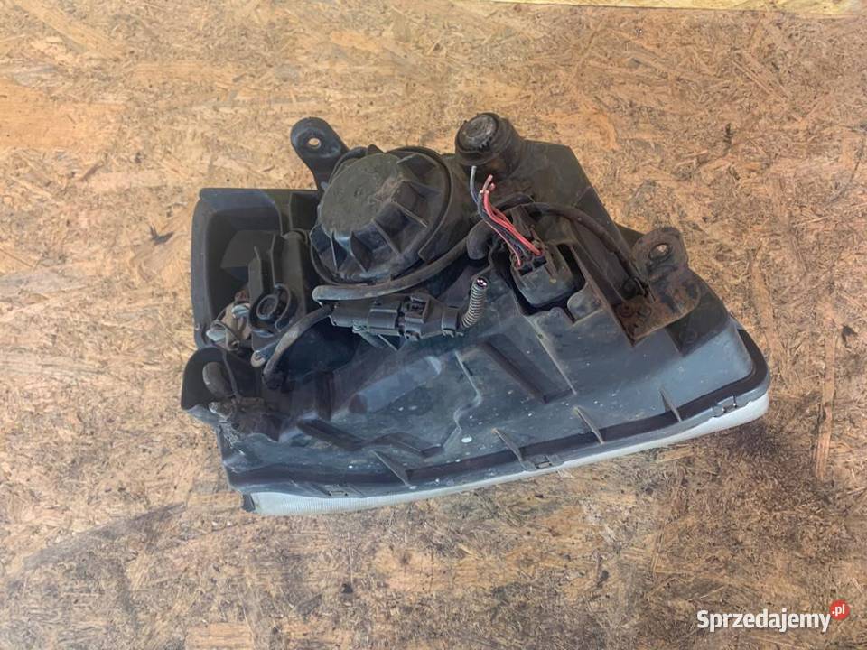 Lampa lewy przód kia carens 2 zachodniopomorskie Szczecin