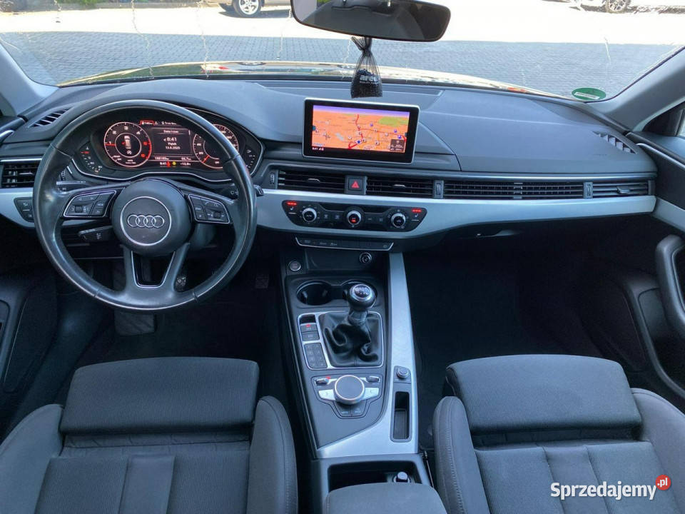 Audi A4 led bixenon podgrz fot el klapa navi PDC centralny zamek Żory
