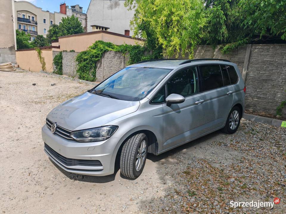 Volkswagen Touran 2016 20 diesel DSG Gniezno