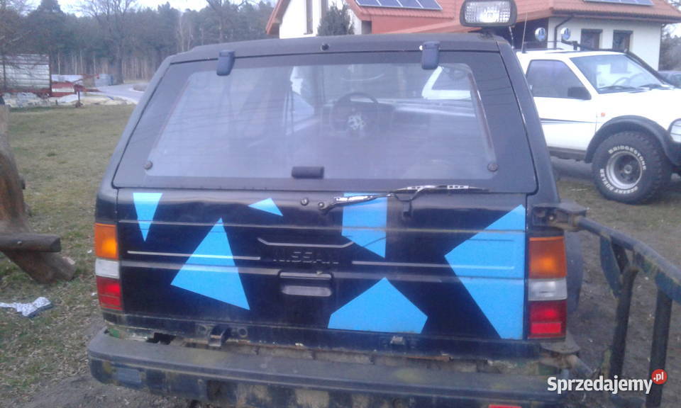 Nissan terrano I klapa kompletna Karoseria Czajków