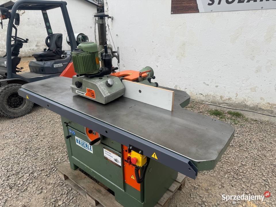 Frezarka dolnowrzecionowa BAUERLE z posuwem Kalwaria Zebrzydowska