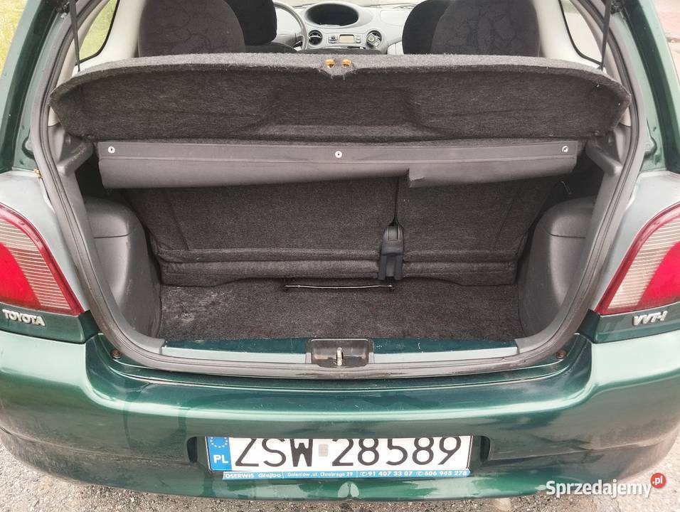 Toyota Yaris 13 benzyna bogate wyposażenie 360000km Świnoujście
