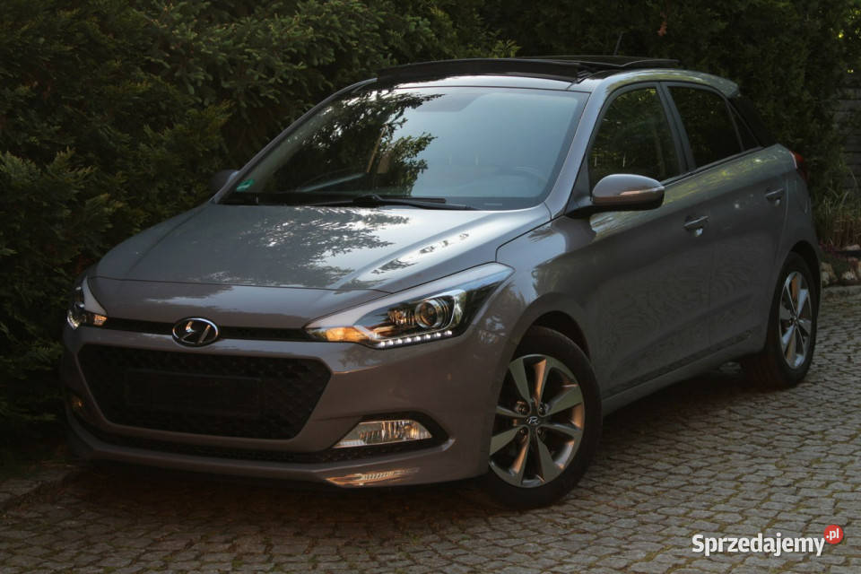 Hyundai i20 125 Benzyna Szyberdach Ledy Panorama asystent pasa ruchu Lubań sprzedam