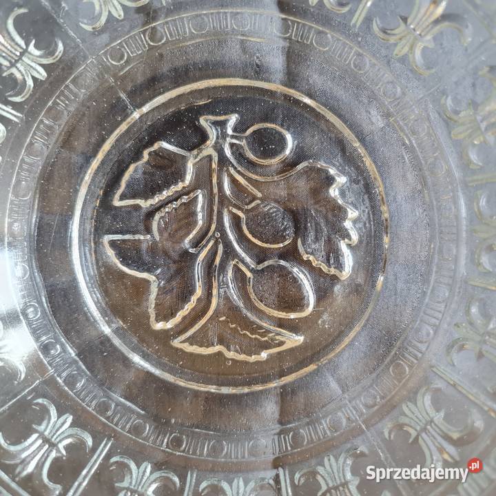 Salaterka z bezbarwnego szkła okres PRLu Warszawa