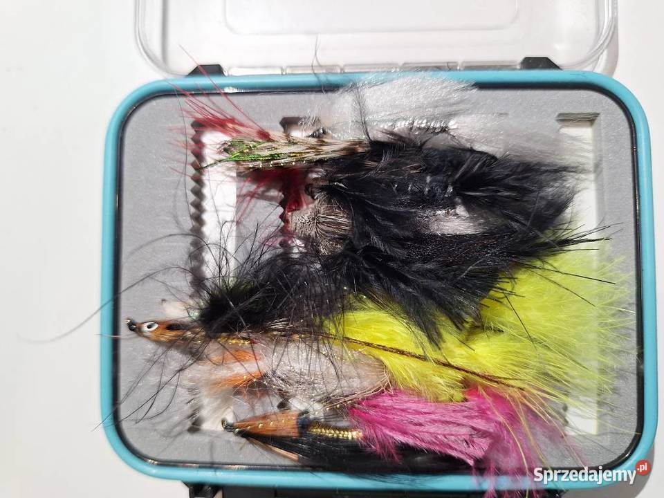Przynęty wędkarskie Muchy 30 sztuk pudełko śląskie Sosnowiec