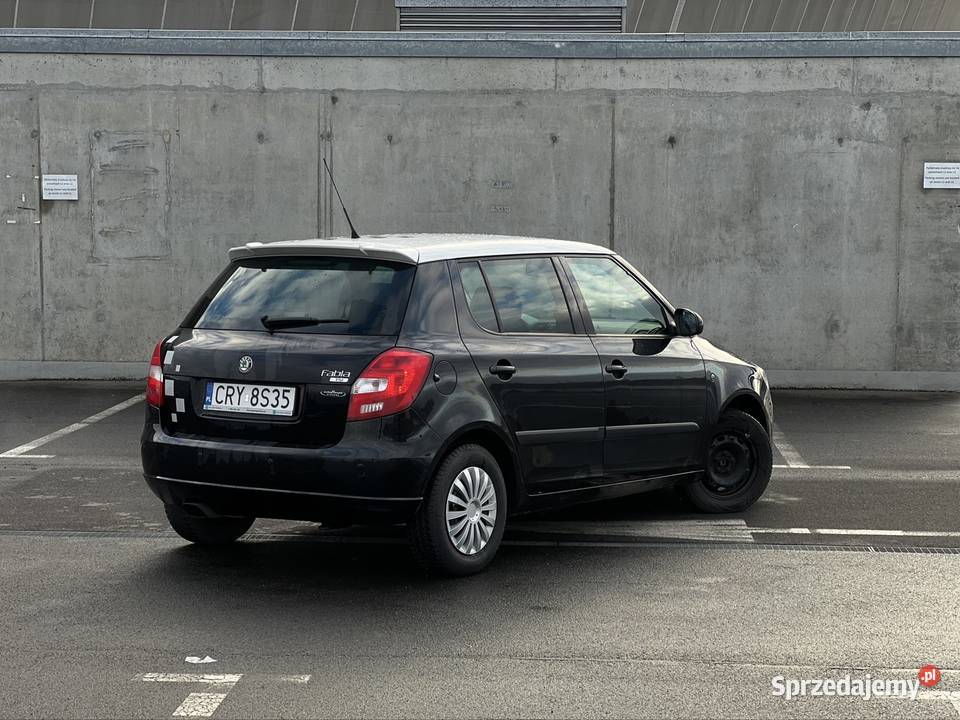 Sprzedam Skoda Fabia z 2010 roku silnik 12 TSI fioletowy Wrocław