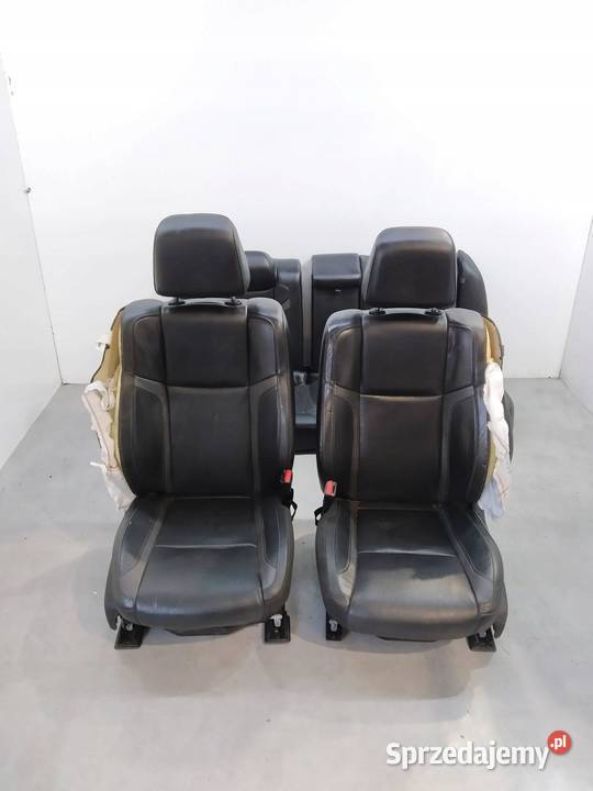 FOTELE KANAPA SKÓRA WENTYLOWANE GRZANE Dodge Rok produkcji 2019 świętokrzyskie