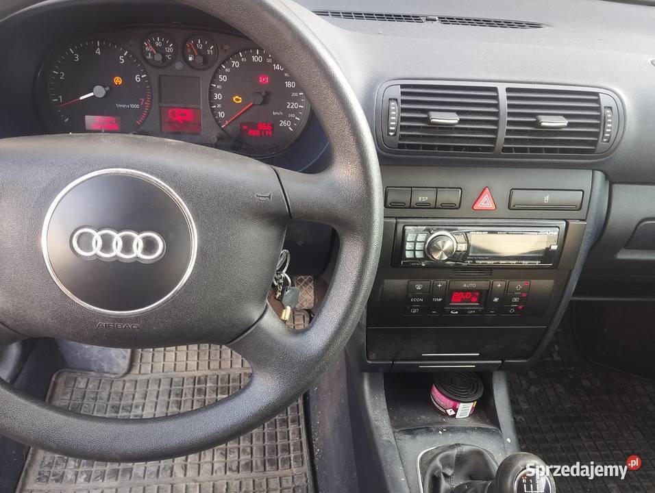 Audi a3 16 benzyna 2600km Ściborzyce