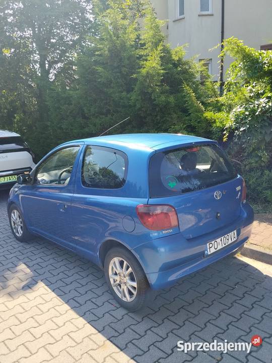 TOYOTA YARIS 14 D4D diesel niebieski