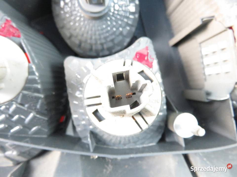 LAMPA PRAWA TYLNA HONDA CIVIC VII EU EP EV osobowe sprzedam