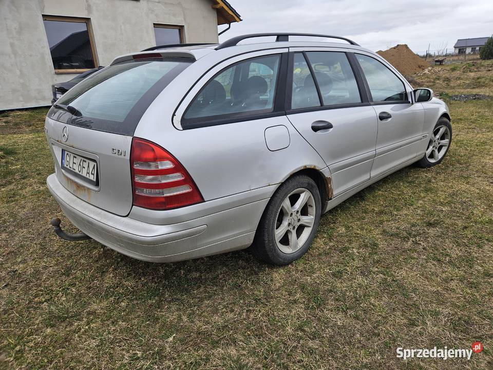 Mercedes C klasa 22CDi kombi hak manualna Lębork