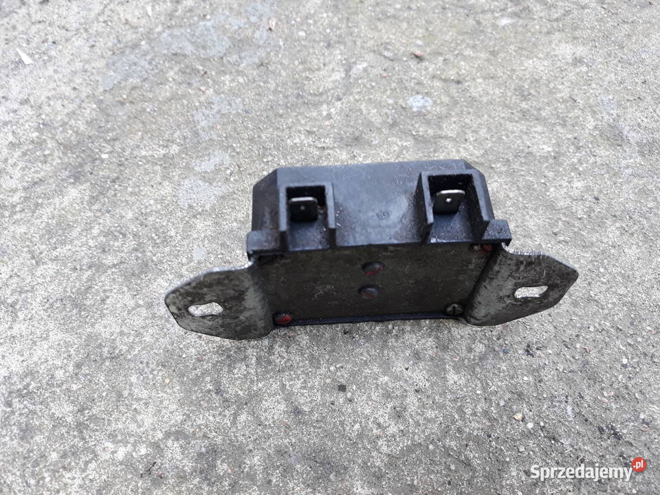 Regulator napięcia alternatora Fiat126p wyposażenie elektryczne Układ elektryczny Leszno