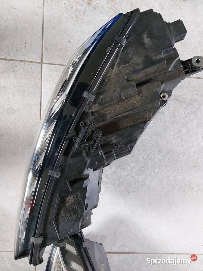 LAMPA PRAWA AUDI A4 B9 LIFT FULL LED 8W0941036E osobowe Lampy przednie Iwanowice