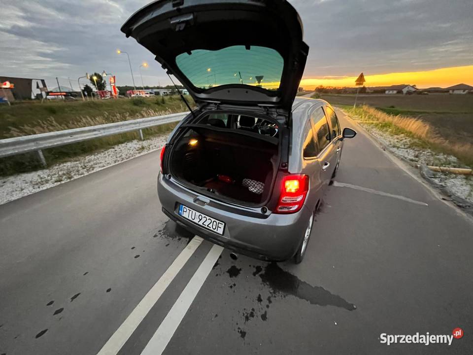 samochód Citron C3 z szybą panoramiczną 90KM C3