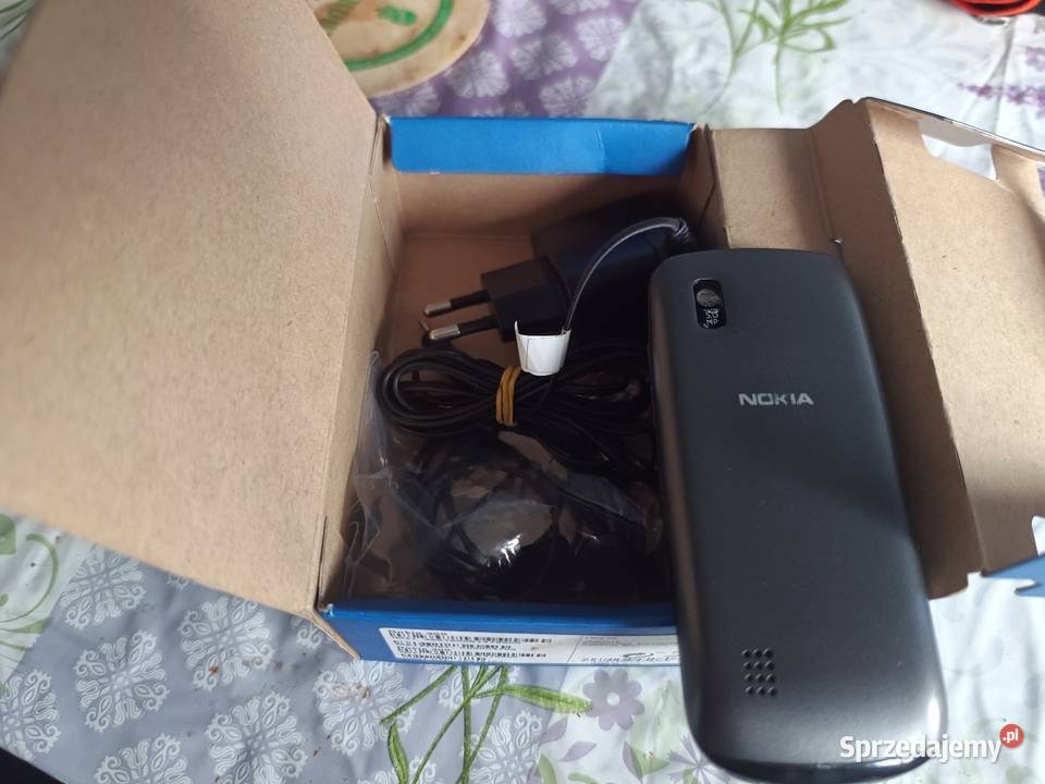 Nokia Asha 300 Touch and Type Legnica