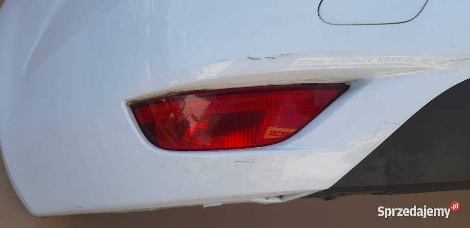 RENAULT MEGANE IV GT KOMBI ZDERZAK TYŁ Bieleń