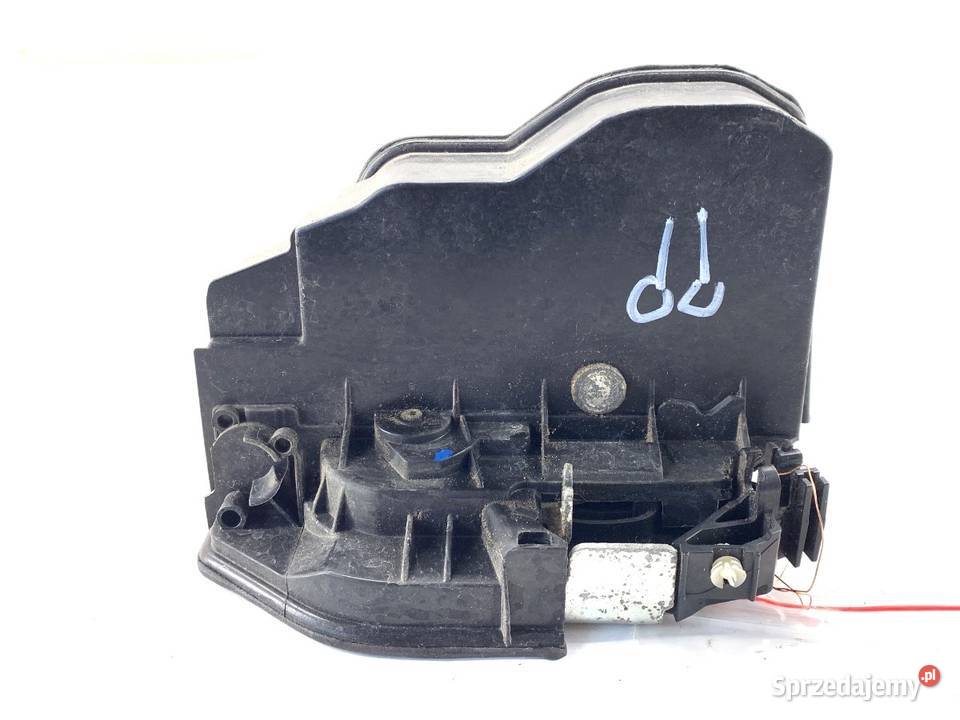 ZAMEK DRZWI PRAWY PRZÓD BMW F32 SportowyCoupe sprzedam