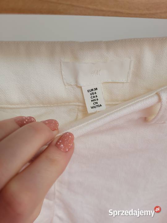 Białe spodnie z wiskozą Rozmiar 36(S) sprzedam