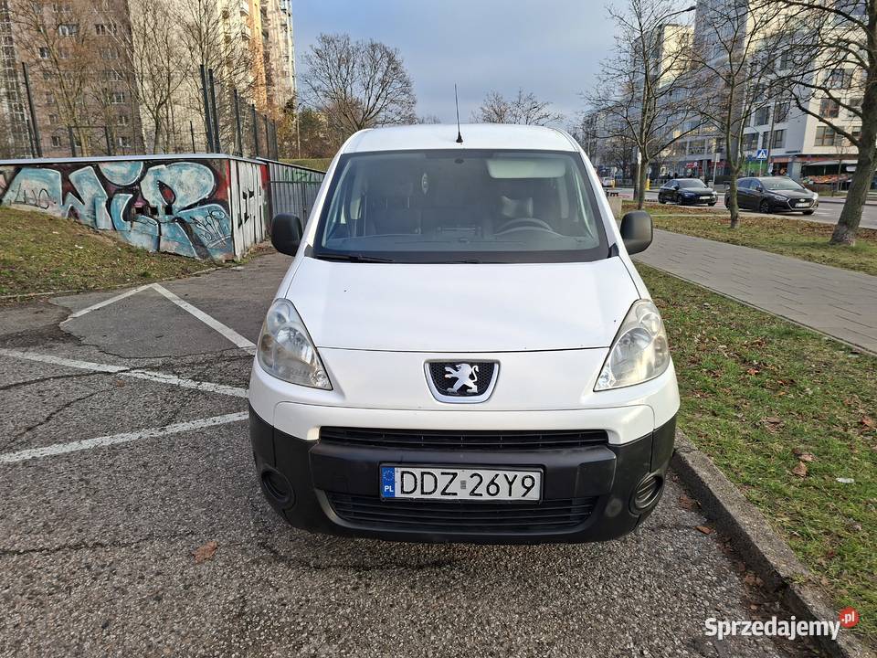 Peugeot Partner 2012 16 HDi 90 nieuszkodzony