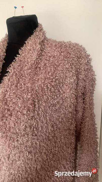 Sweterek z bukli beżowy Boguchwała sprzedam
