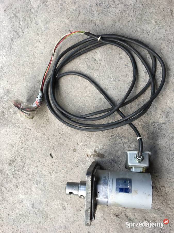 Silnik trójfazowy TOSHIBA 01kW 200220V FV łódzkie Czarnożyły sprzedam