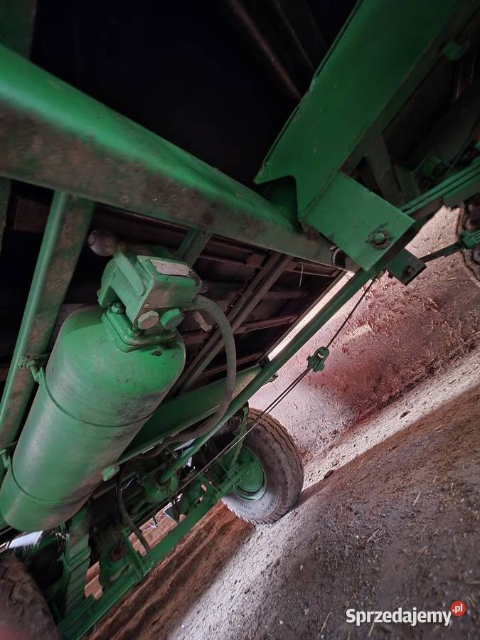 Rozrzutnik obornika Czarna Białostocka 5t wyższe nieuszkodzony