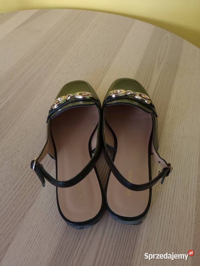 Klapki z paskiem zachodniopomorskie sprzedam