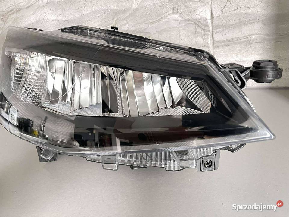 SEAT IBIZA 5 LIFT ARONA PRAWA LAMPA FULL LED Ostroróg