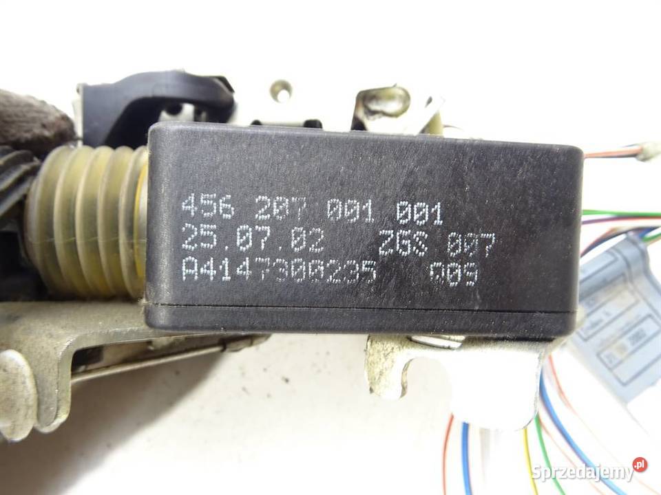 ZAMEK TYŁ LEWY MERCEDES VANEO Van minibus podkarpackie