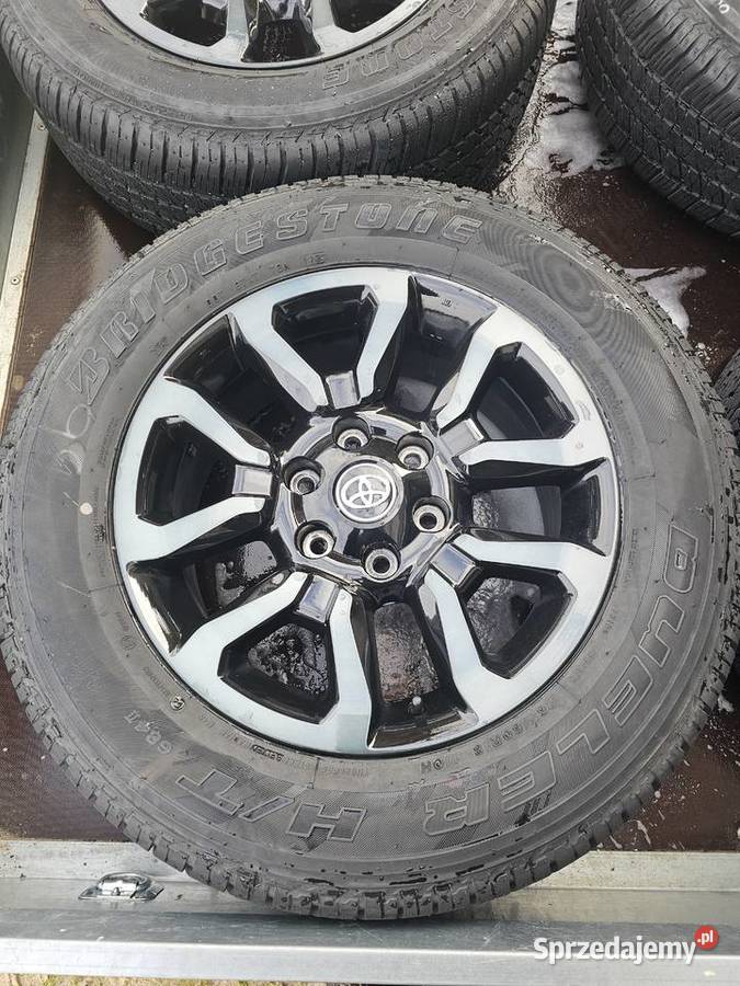 Toyota land cruiser hilux koła mazowieckie Radzymin