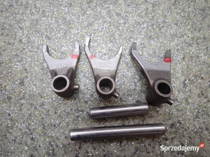 3 WODZIKI WODZIK SKRZYNI BIEGÓW SUZUKI RM 125 Pozostałe Strzelce Krajeńskie
