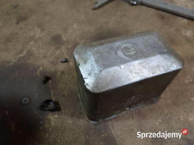 dekielek regulatora napięcia Elmot Junak org PRL