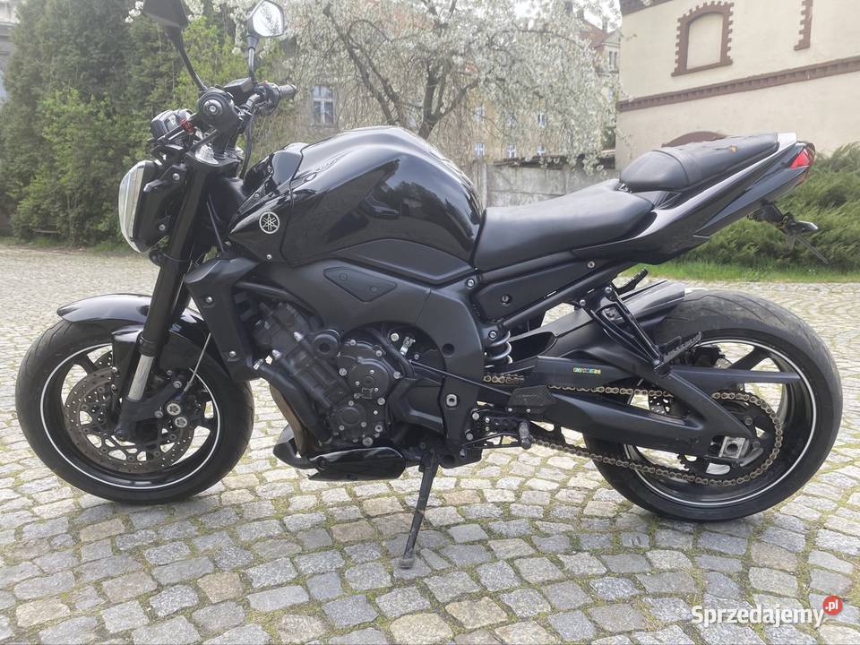 Yamaha FZ1 yzf car gsx Hornet ninja h2r Ziębice