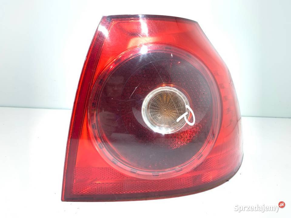 LAMPA PRAWY TYŁ VW GOLF V 1K6945096E Hatchback osobowe