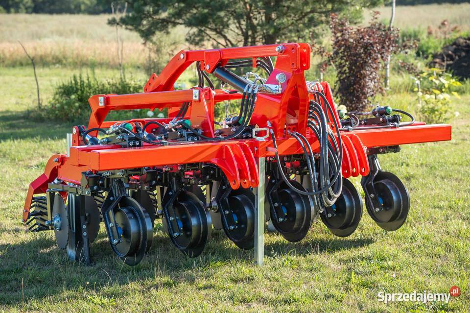 Agregat Strip Till uprawa pasowa 3 m zawieszany nieuszkodzony mazowieckie Gostynin
