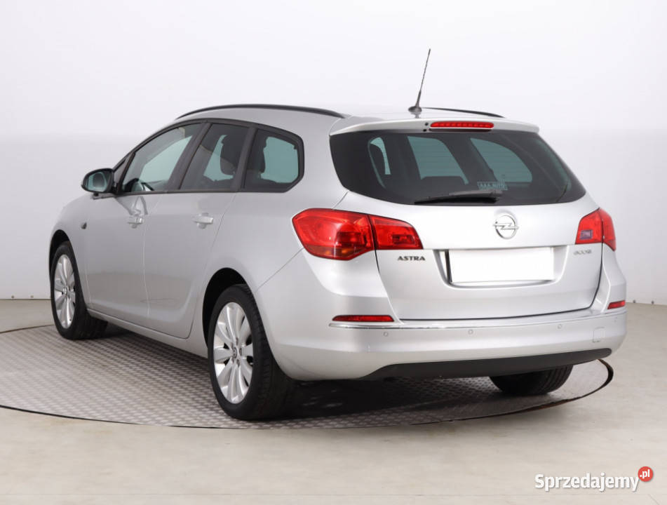 Opel Astra 14 T Piaseczno